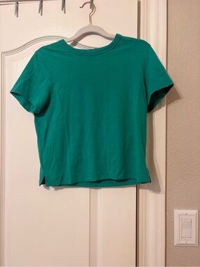lululemon athletica kelly green tee
